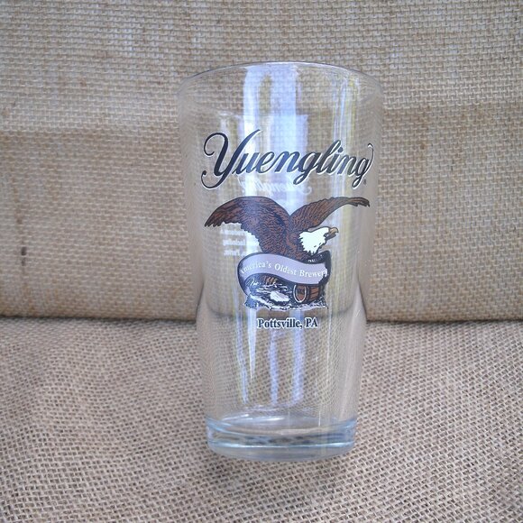 Yuengling Eagle Logo 16 oz Beer Glass - Picture 13 of 14
